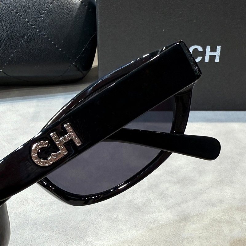 2026 New Designer Sunglasses Women Trend Cat Eye Curved Surface Lens Glasses Shining Men Womens Luxury shades sun glasses for women Y2K spicy girl with box - 3 of 8